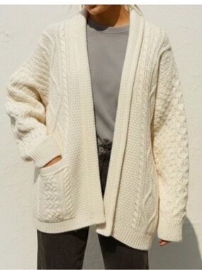 Aran Mor 100% Wool Open Front Cardigan Size Small Cream Cable Knit